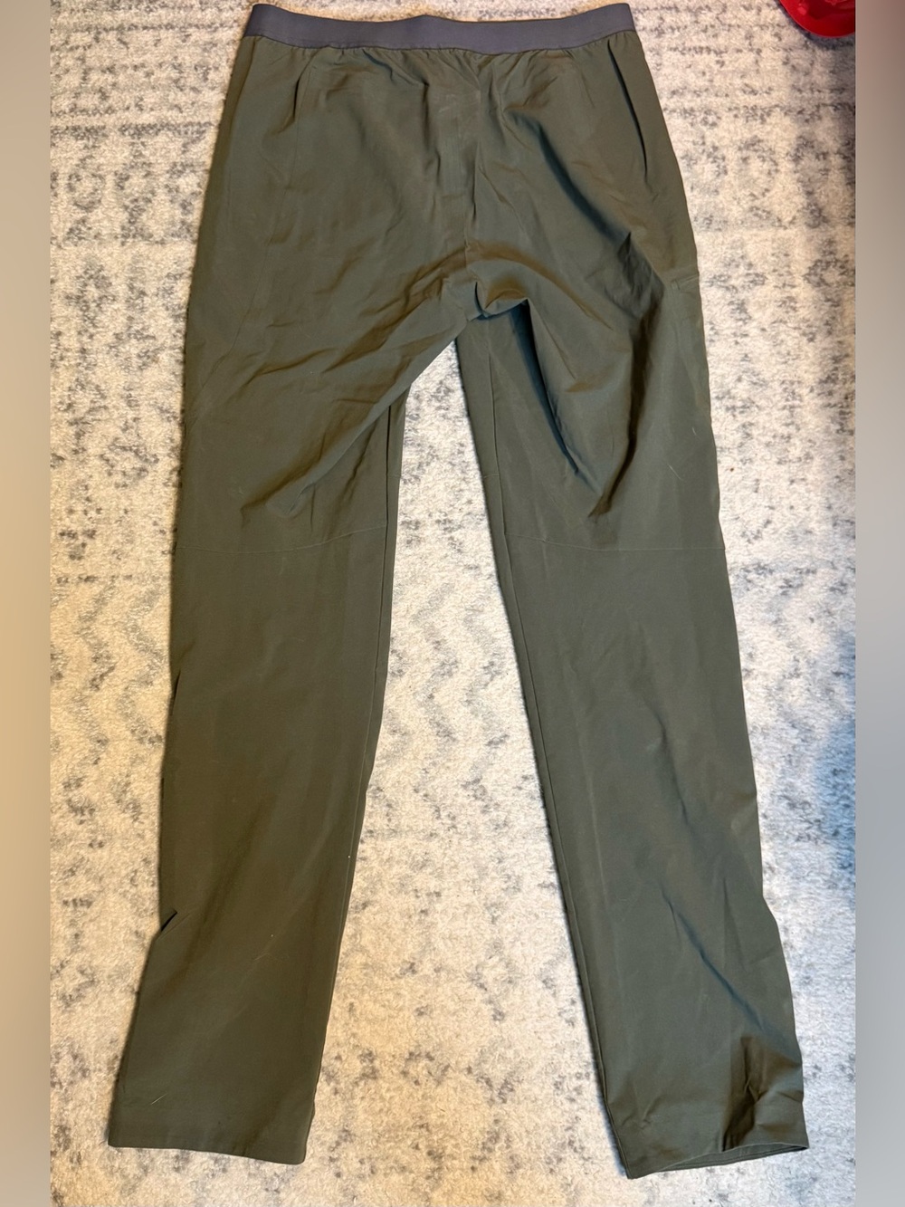 Patagonia Men’s Technical Hiking / Travel Pants – Size 31 – Olive Green - Picture 4 of 4